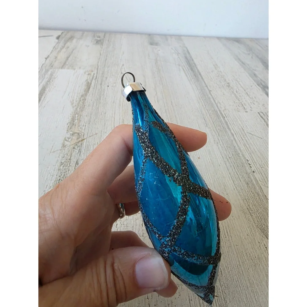 Vintage Mica blue icicle mercury glass ornament Xmas tree